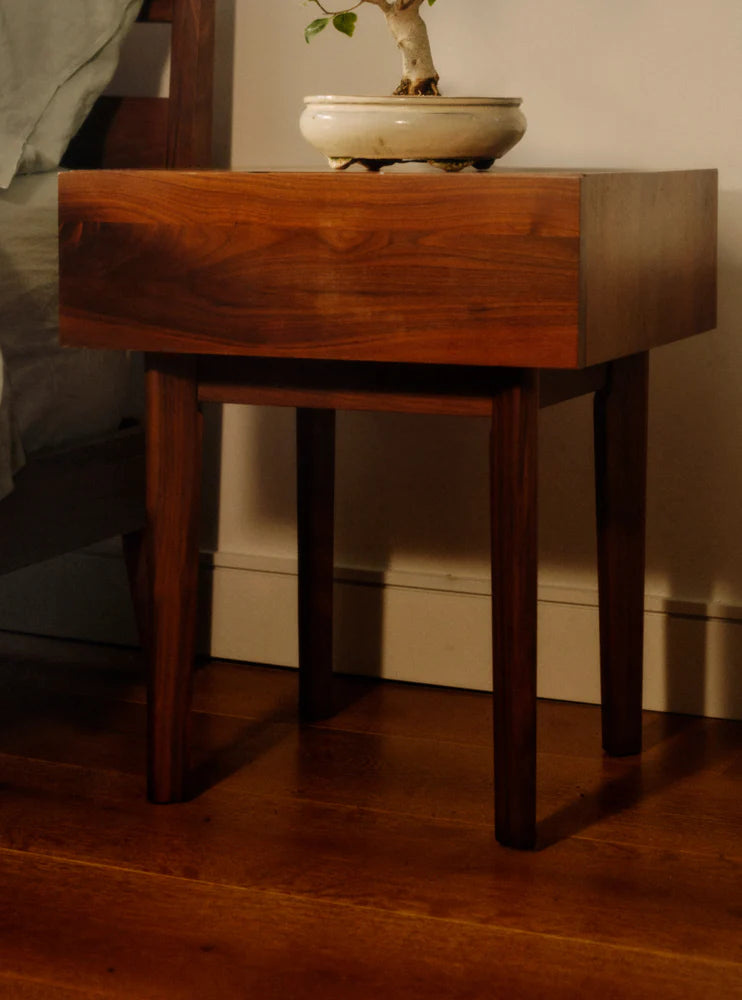 Lifestyle Side Table - Sleep Number