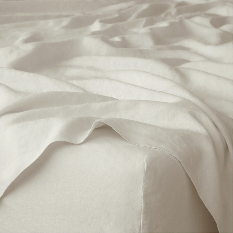 Linen Sheets | Natural Linen Sheet Set | Tuft & Needle